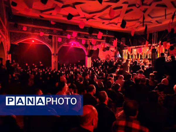 وداع مردم برخوار با شهید مدافع آسمان ایران