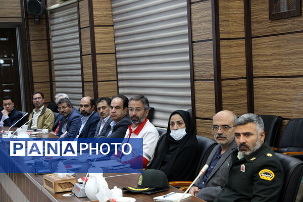 نشست مانور زلزله در فرمانداری یزد