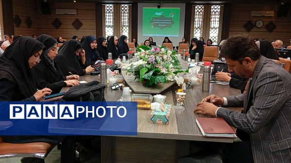 استاندار و مسئولان گوش شنوایی «سمن‌ها» شدند