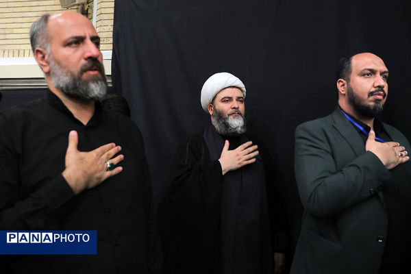 مراسم عزاداری شب شهادت حضرت فاطمةالزهرا سلام‌الله‌علیها در حسینیه امام خمینی(ره)