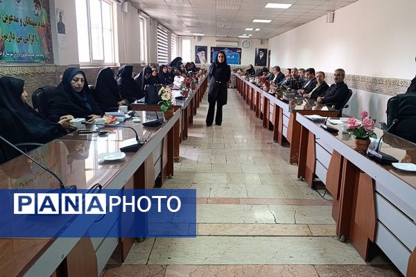 کارگاه مبارزه با مواد مخدر در اداره آموزش‌ و‌ پرورش شهرستان قرچک 