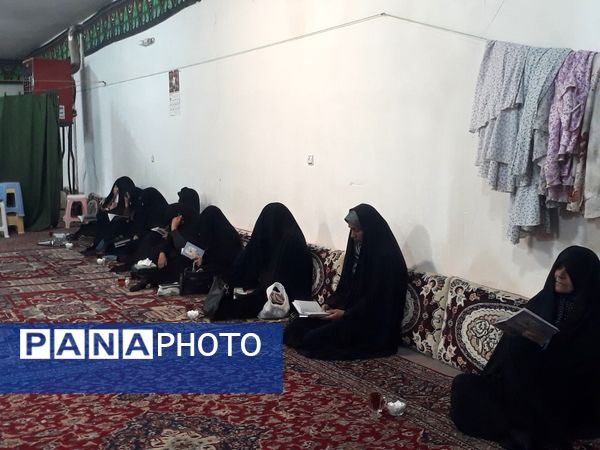 قرائت دعای پرفیض ندبه در مسجد ابوالفضلی بار