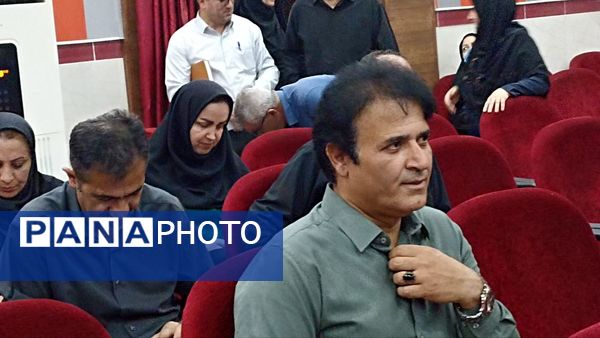 جلسه تخصصی پروژه مهر مدیران مدارس محمودآباد 
