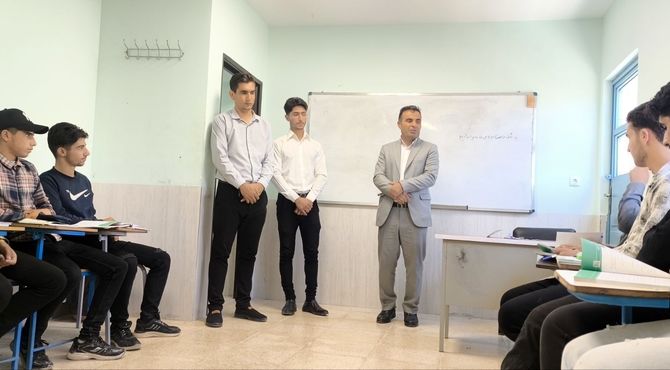  هدف از بازدیدهای مدارس ، تلاش برای ایجاد فضایی پویا و پر انگیزه برای دانش‌آموزان و تقویت روحیه آن‌هاست