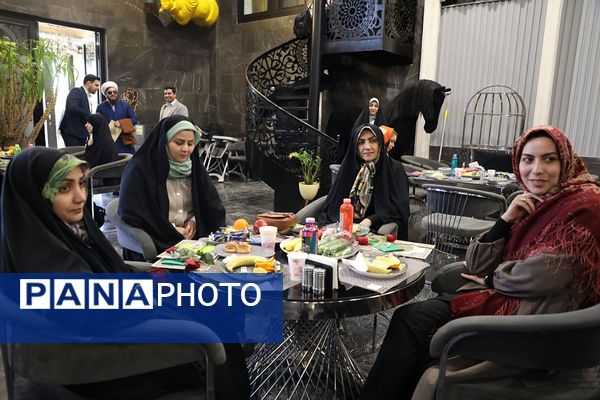 مراسم تقدیر از مربیان و مشاوران به مناسبت هفته امور تربیتی در پیشوا 