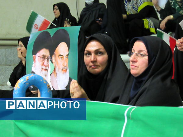 وحدت اهل تسنن و تشیع در اجتماع عظیم زینبیون سنندج