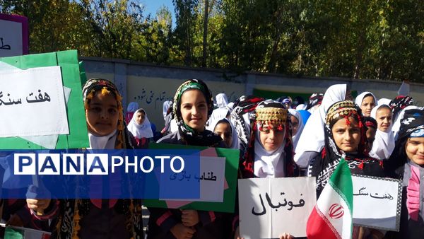  المپیاد ورزشی درون‌مدرسه‌ای در مدرسه شهید حدادی