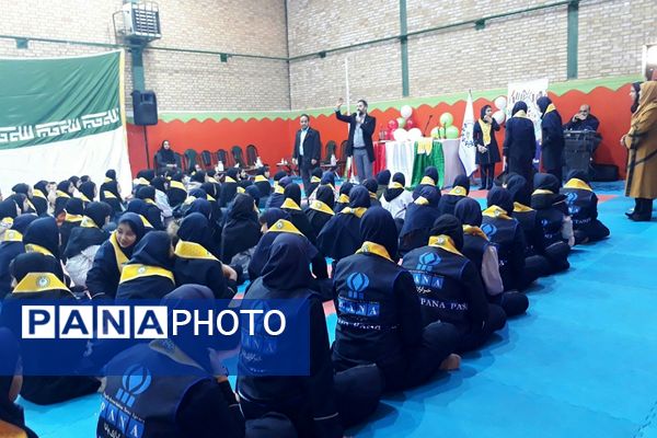  همایش یاوران انقلاب در پیشوا با حضور مسئولان آموزش و پرورش
