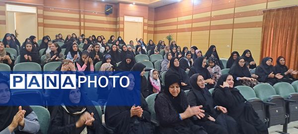 مراسم ولادت حضرت زهرا (س) و بزرگداشت روز مادر در منطقه زرین آباد