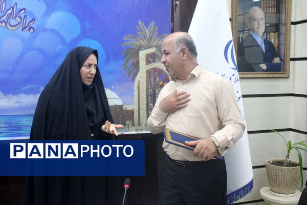 کارگاه آموزشی آشنایی با قانون و آیین‌نامه رسیدگی به تخلفات اداری در بوشهر