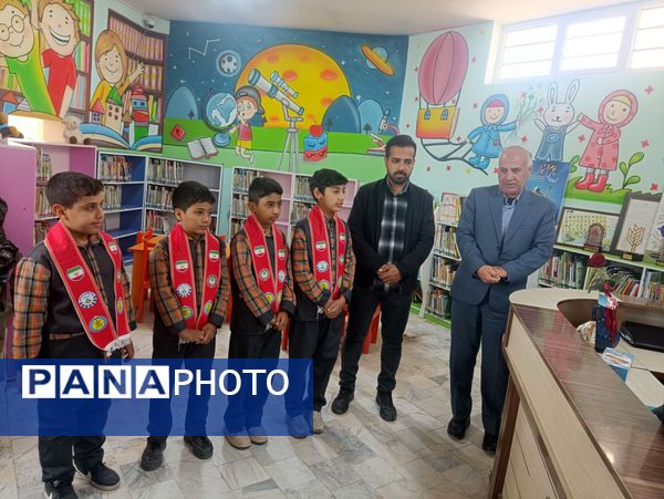 بازدید عوامل اجرایی دبستان شهید پسندیده از کتابخانه فدک فدافن