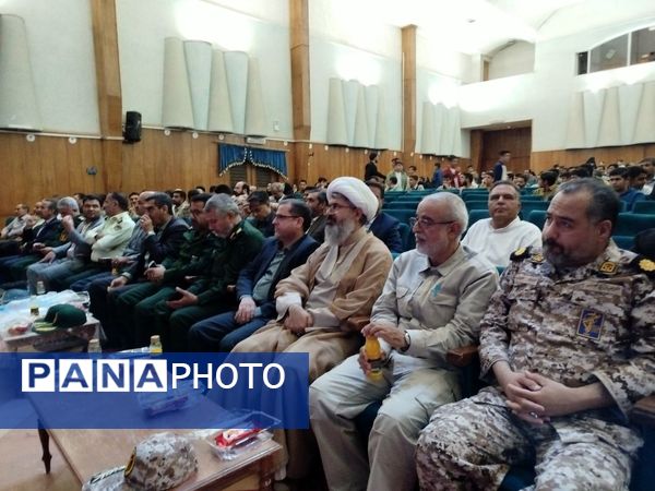 آیین تجلیل از کمیته های اجرایی دومین کنگره ملی شهید مدرس (ره) و ۱۲۲۲ شهید منطقه ترشیز کهن