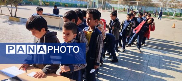 نشاط انتخاباتی و رای گیری شواری دانش‌آموزی در دبستان پسرانه حضرت قاسم(ع)