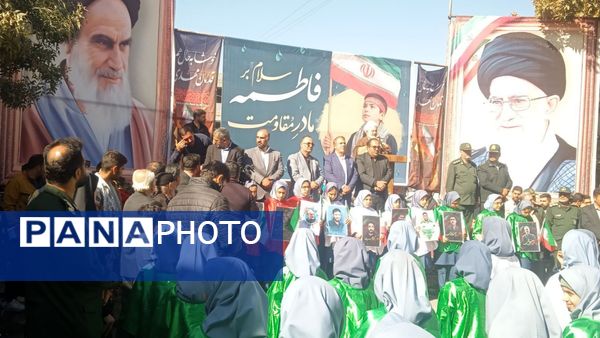 راهپیمایی پرشور ۱۳ آبان در اسدآباد؛ فریاد استکبارستیزی طنین‌انداز شد