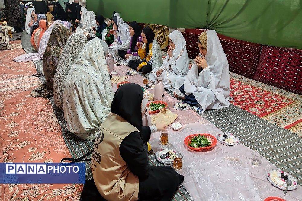 گذری بر اولین روز اعتکاف دانش آموزی سه روز در بهشت، شهر بار نیشابور