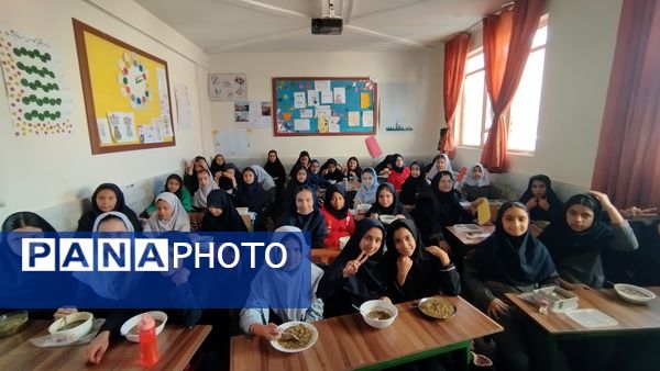 ۱۳ آبان روز دانش آموز و شهادت حضرت فاطمه زهرا در مدرسه مهندس رحمانی فرد ناحیه ۱ مشهد مقدس