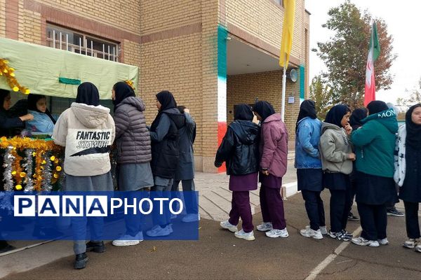 مدارس ورامین در سالروز ولادت حضرت زهرا(س) غرق در شور و جشن 