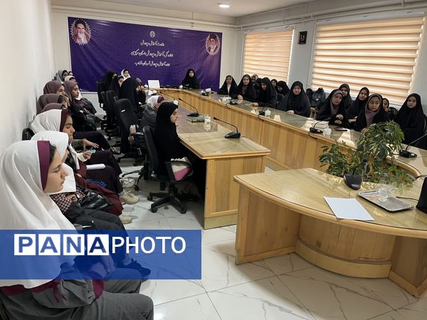 آموزش اصول خبرنگاری پانا در کارگاه 2 روزه در شهرستان خنداب