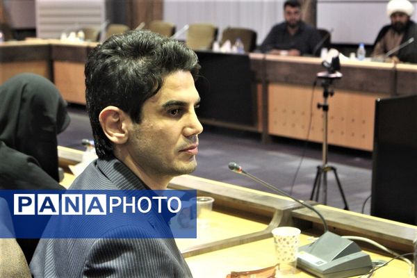 نشست شورای هماهنگی حفظ آثار دفاع مقدس قم