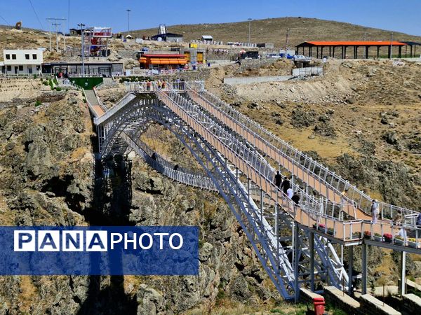 پل معلق سه‌طبقه ورگه‌سران؛ شکوه معماری بر فراز دره ورگه سران