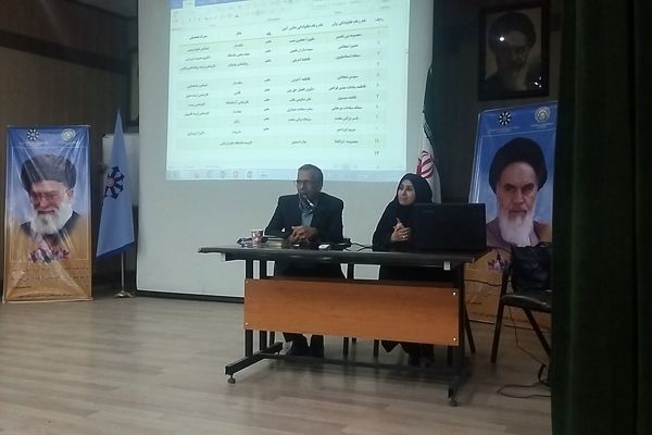 اولین جلسه انجمن اولیا و مربیان دبیرستان فرزانگان ۵ مشهد