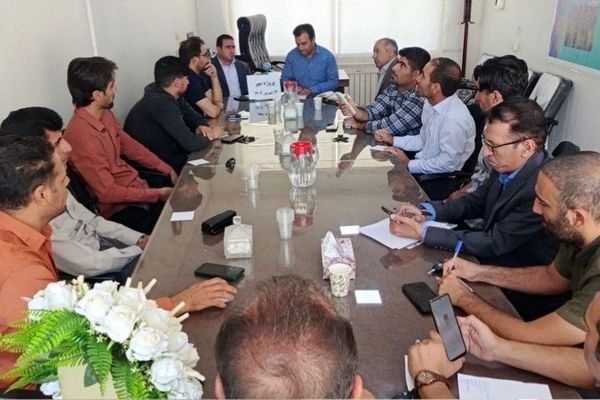 نشست تخصصی راهبران آموزشی مقطع ابتدایی در نورآباد لرستان برگزار شد