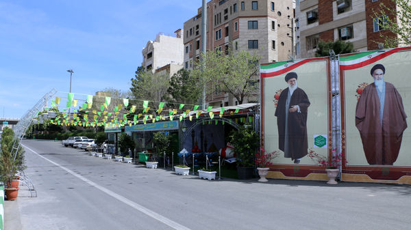 خدمات‌رسانی ستاد تسهیلات و راهنمای زائران نوروزی در قم