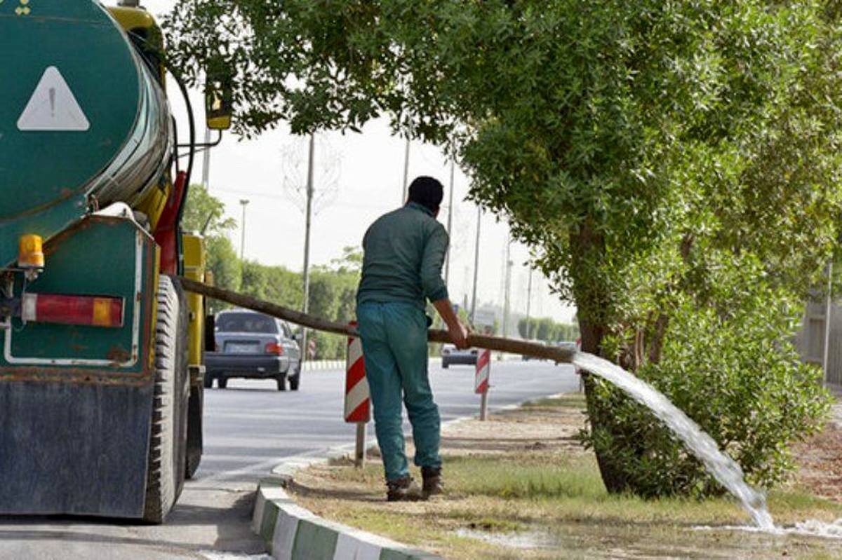 شهرداریها آب شرب را از آبیاری فضای سبز تفکیک کنند