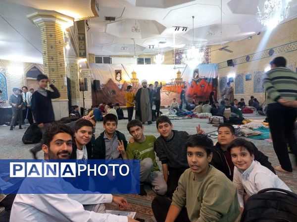 اعتکاف پسران نسل آفتاب