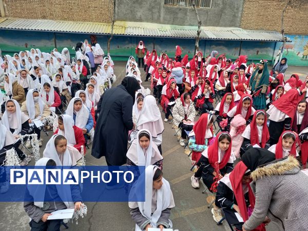 جشن نیکوکاری در دبستان اخوان گنجی