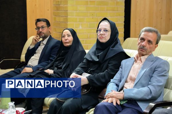 مراسم بزرگداشت ایرج افشار در دانشگاه امام‌جواد(ع) یزد
