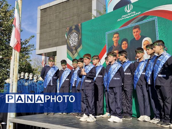 فریاد استکبارستیزی از رشت تا عرش