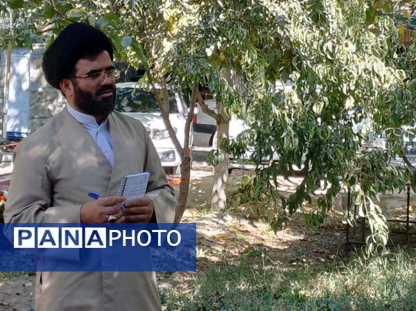 نماز جمعه باشکوه و آیین تجلیل از برگزیدگان رویداد «دختران حاج قاسم» 