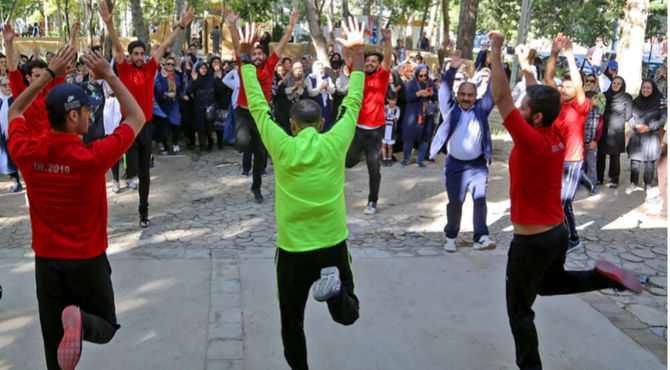 نرمش صبحگاهی در سورمق؛ طراوت نشاط و شادابی
