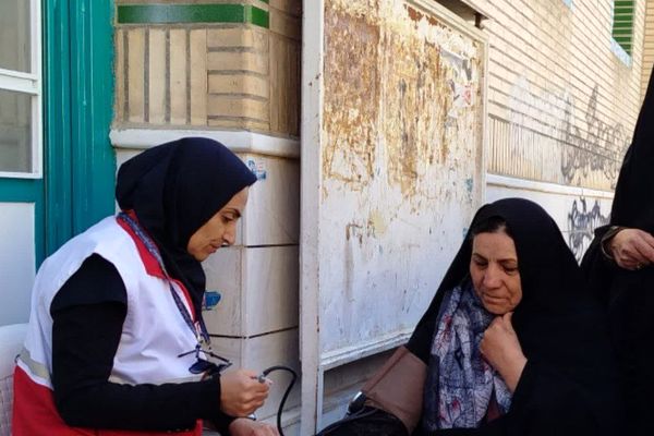 چتر سلامت هلال احمر آذربایجان‌شرقی بر سر ۲۴ هزار راهپیمای روز قدس‌