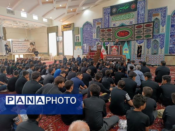 سوگواره احلی من‌‌العسل با حضور دانش‌آموزان آذرشهری 