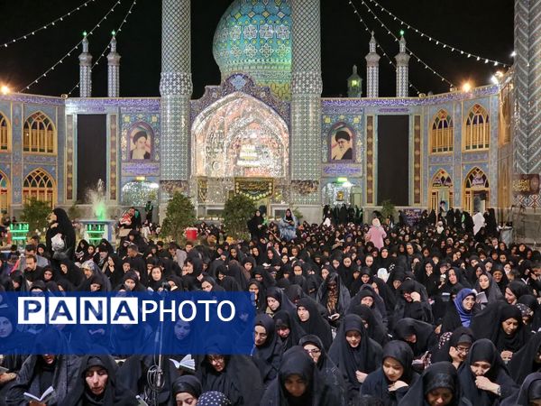 مراسم احیاء شب نوزدهم ماه مبارک رمضان(لیالی قدر) در نجف ایران