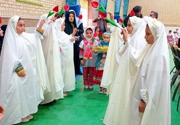 به صدا در آمدن زنگ سپاس مربی در آموزشگاه شهید خان کلابی بجنورد