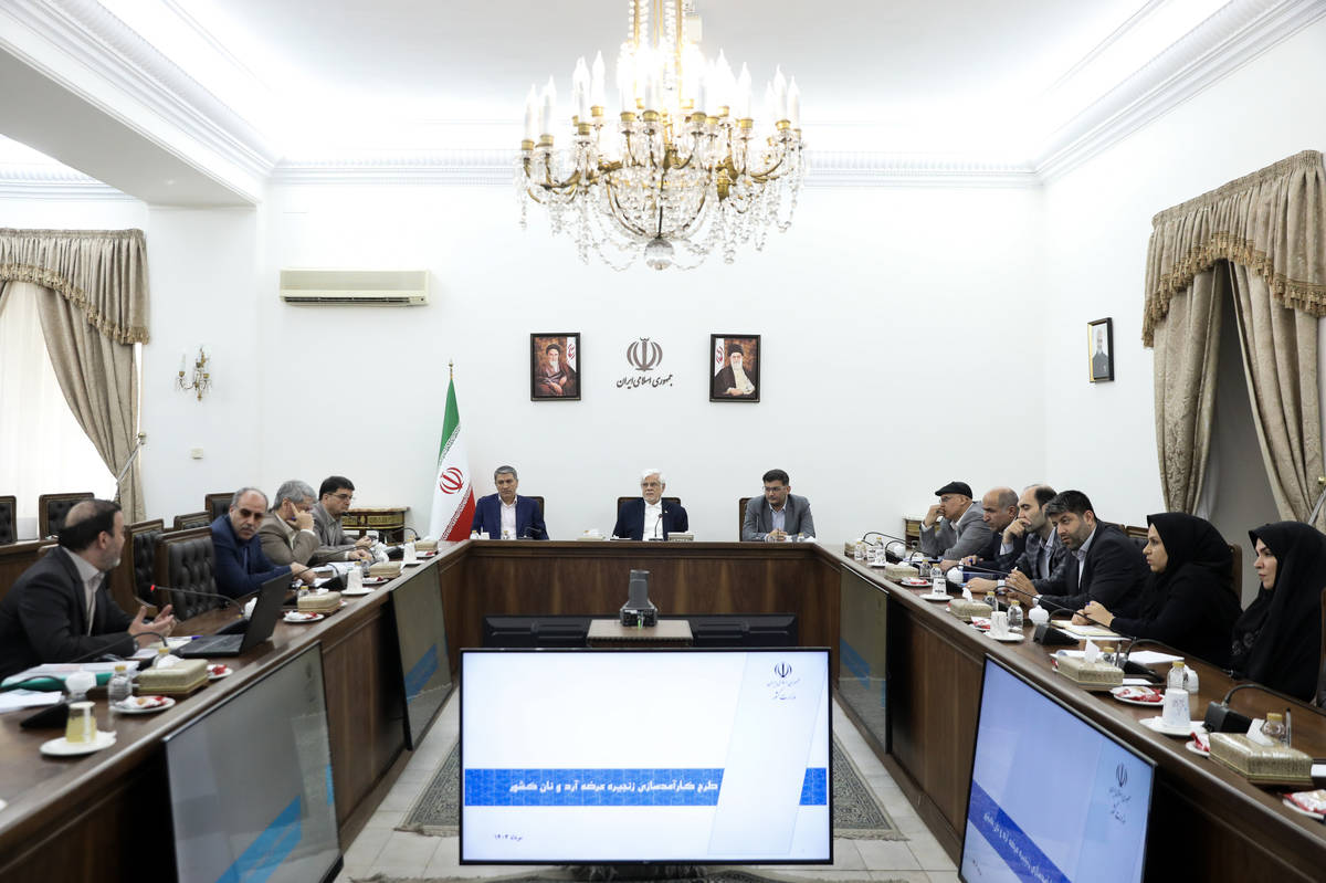 باید نان، باکیفیت خوب و قیمت مناسب در اختیار مردم قرار گیرد