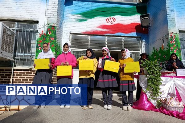 گرامیداشت روز دانش آموز در مدارس دخترانه پیشوا؛ شکوفایی مهر و علم در باران، کوثر، دیانت و مهردخت