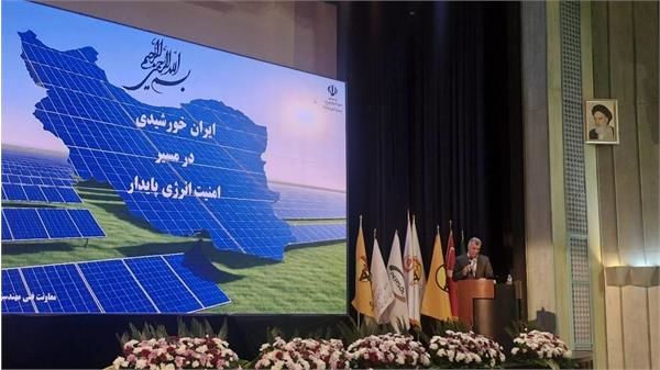 رشد ۱۵۰ درصدی ظرفیت نیروگاه‌های خورشیدی کشور از ابتدای سال ۱۴۰۴