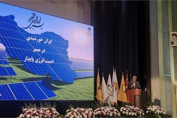 رشد ۱۵۰ درصدی ظرفیت نیروگاه‌های خورشیدی کشور از ابتدای سال ۱۴۰۴