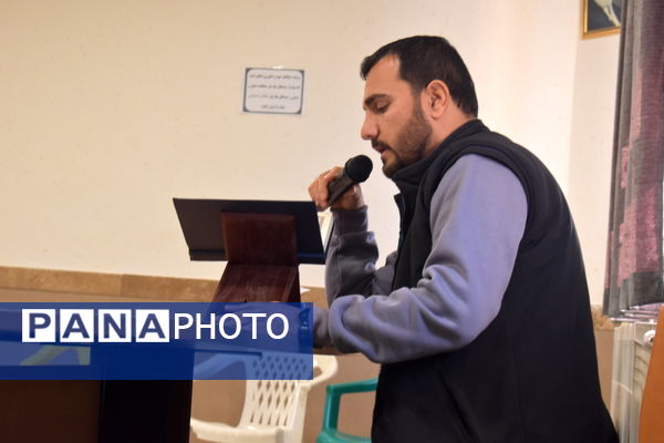 برنامه هماهنگ استانی «محفل معنوی قرآن و نماز جماعت» در نوخندان