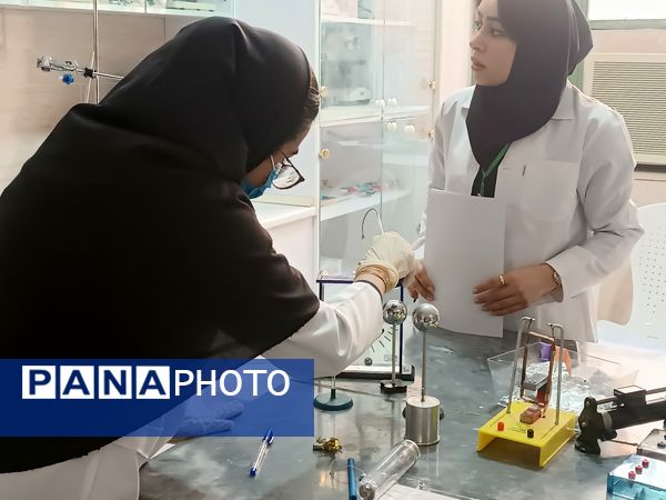 داوری ششمین دوره جشنواره علمی-پژوهشی پژوهشسرای دانشآموزی در هرمزگان