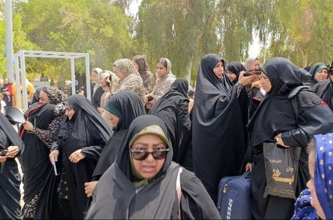 اعزام خادمین موکب حضرت علی‌‌اکبر(ع) رودان به کربلای معلی