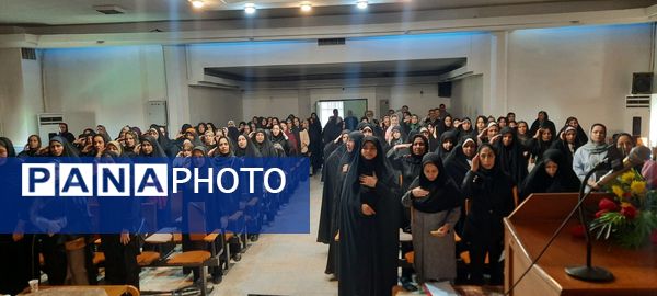 اولین جلسه انتخابات اعضای انجمن اولیا و مربیان در دبیرستان نمونه دولتی مهشید مصلی نژاد