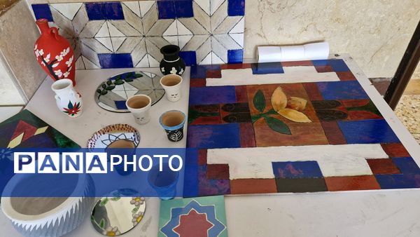 تجلی خلاقیت و نوآوری در نمایشگاه هنرهای دستی دانش‌آموزان هنرستان زنده‌یاد کبری زرگران ملارد