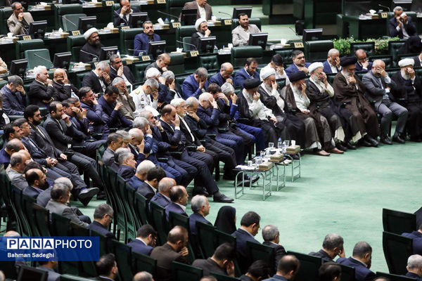 مراسم پاسداشت شهدای خدمت در مجلس