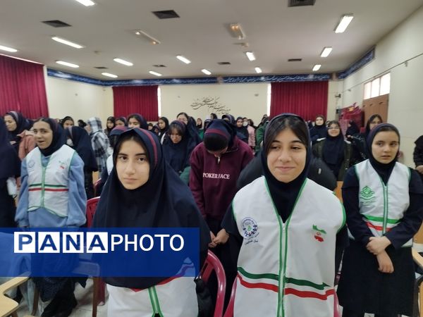 برگزاری هفته ماها در دبیرستان علامه جعفری ناحیه ۳