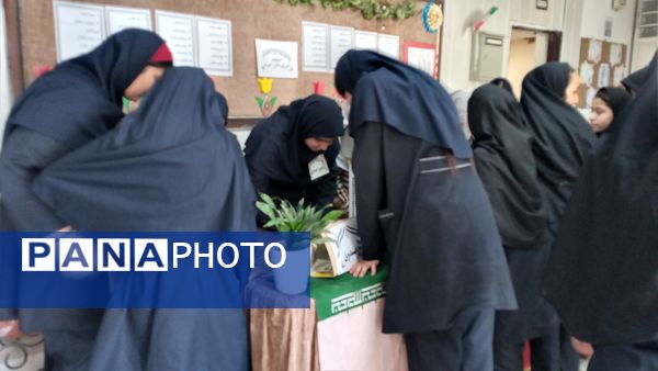 انتخابات شورای دانش آموزی در دبیرستان دخترانه سروقد